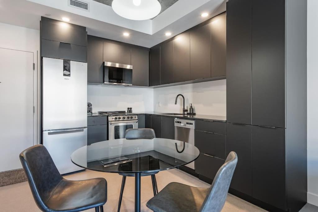 Initial / Espace M / Centre-ville de Québec Extérieur photo