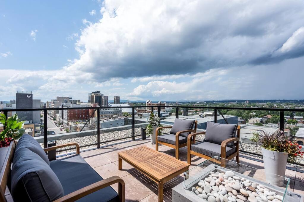 Initial / Espace M / Centre-ville de Québec Extérieur photo